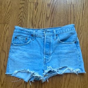 Levis 501 High Rise Women’s Shorts Size 27